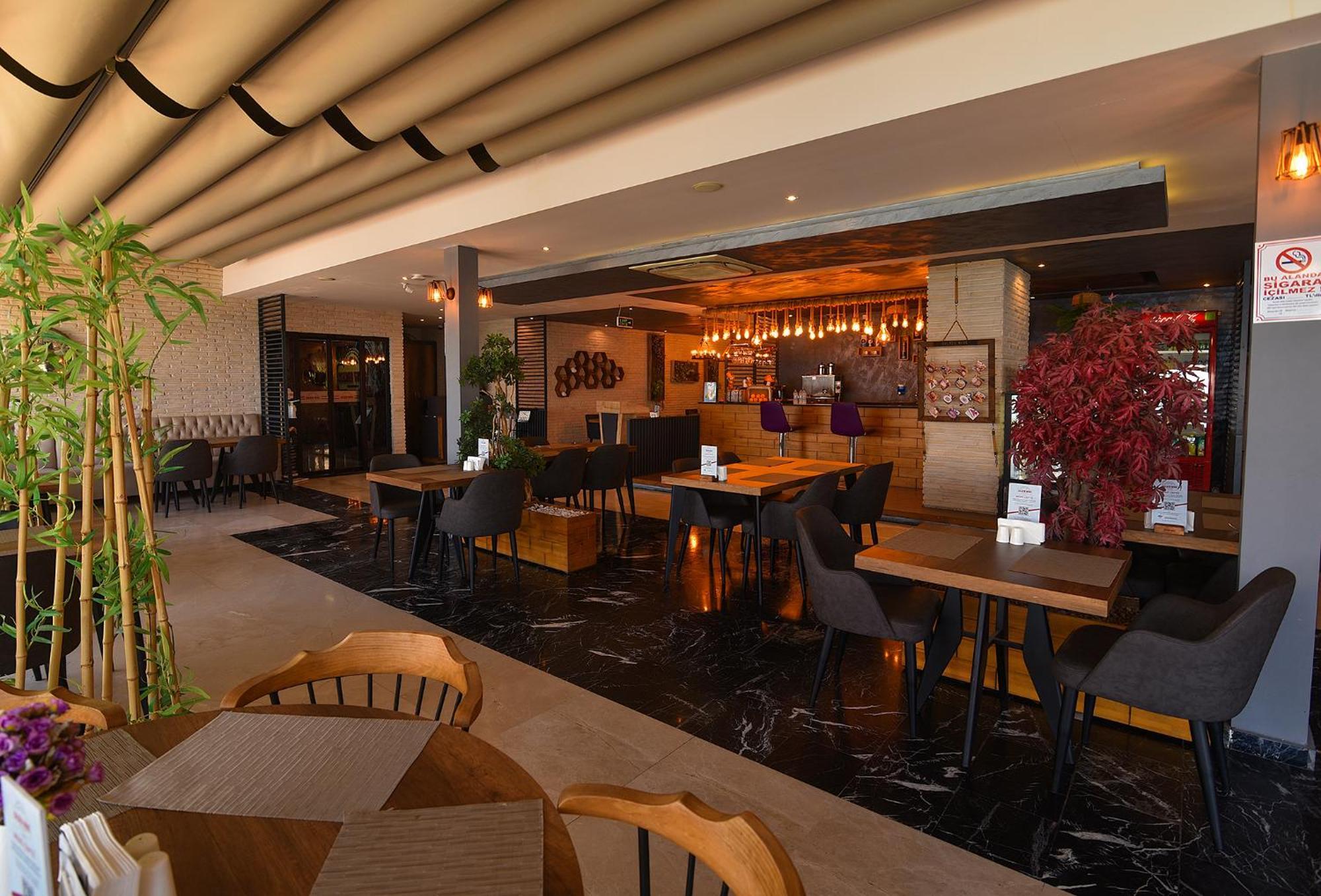 Royal Comfort Hotel Araklı Εξωτερικό φωτογραφία