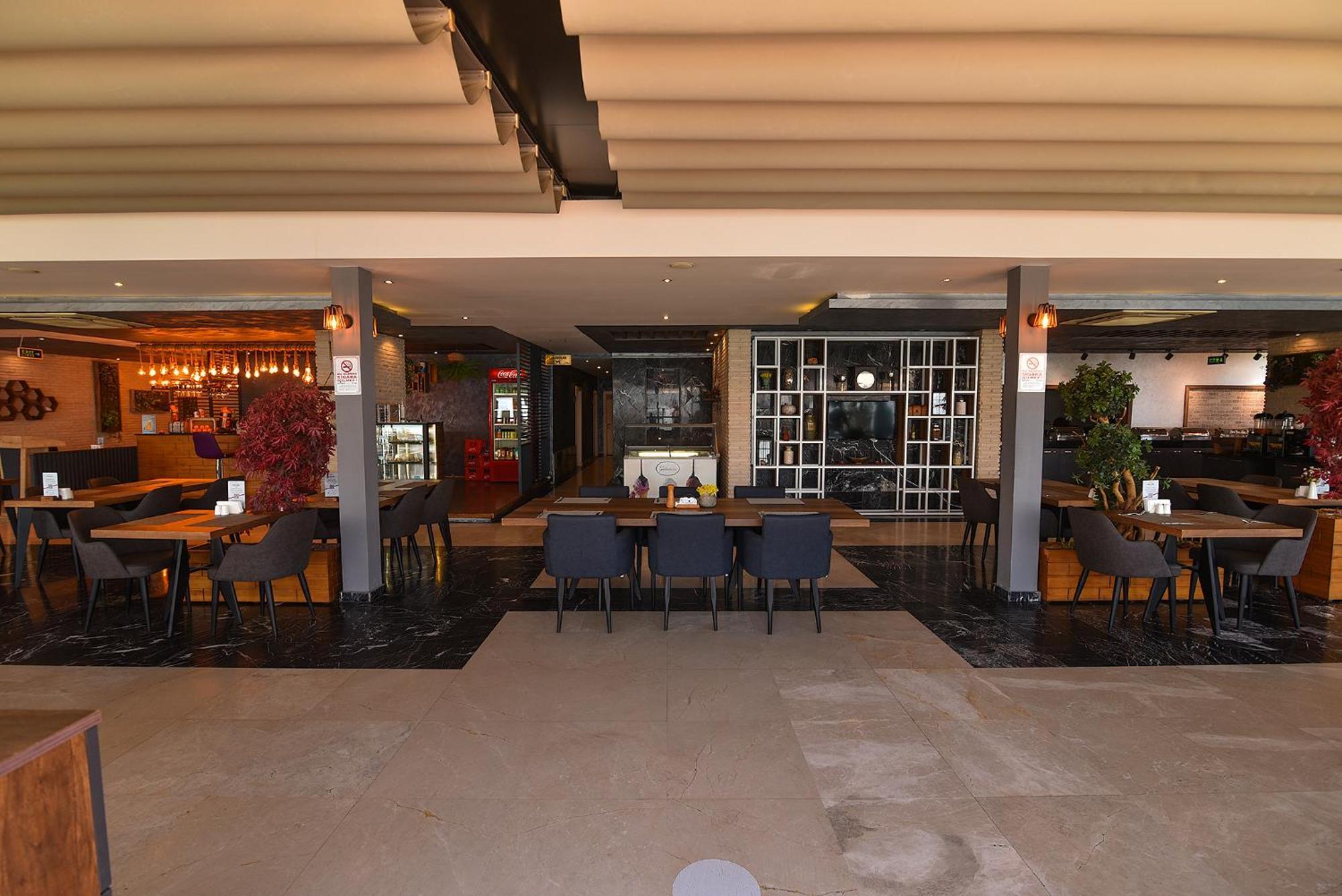 Royal Comfort Hotel Araklı Εξωτερικό φωτογραφία